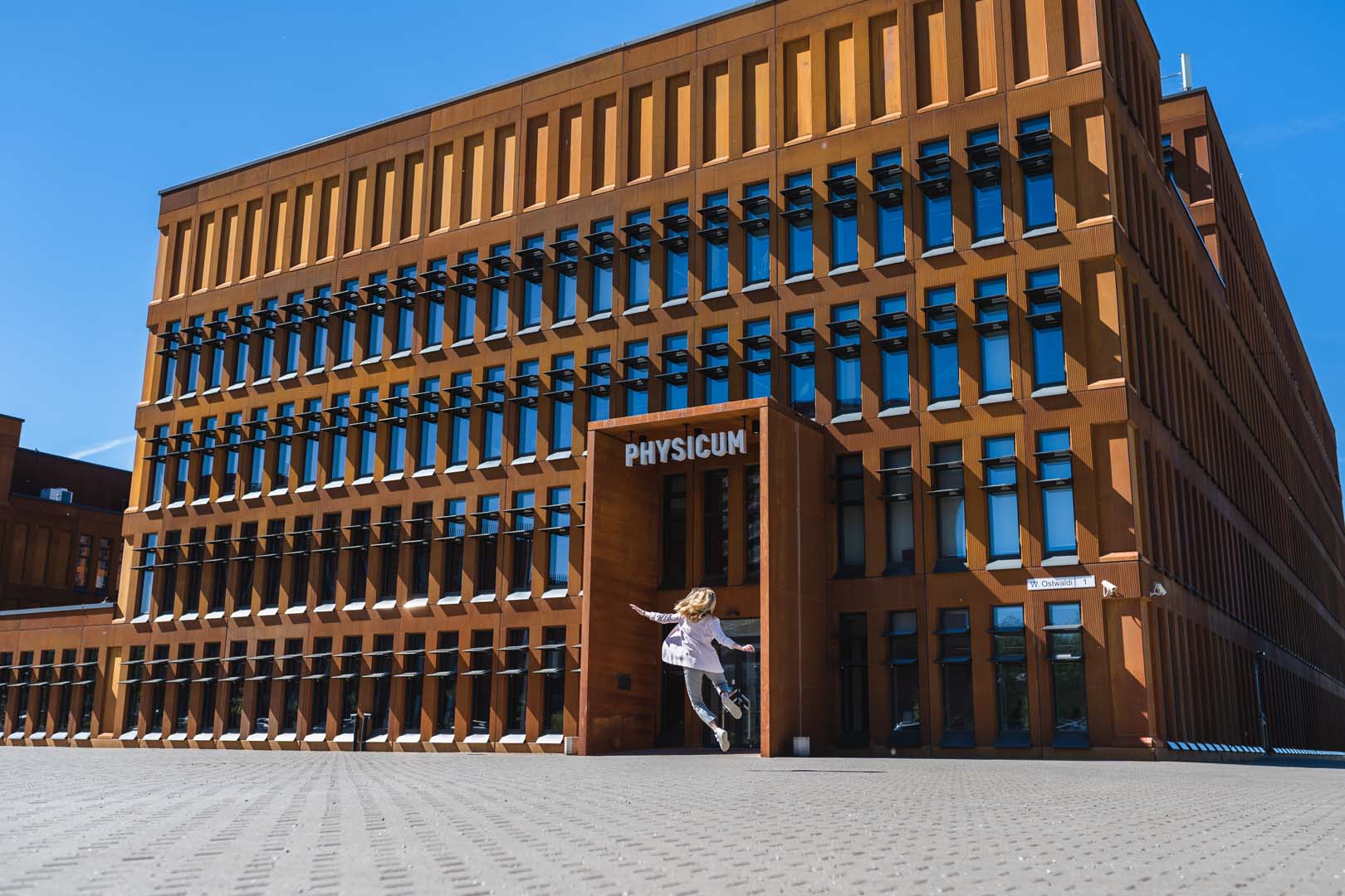 Photo: Univeristy of Tartu - Physicum building 