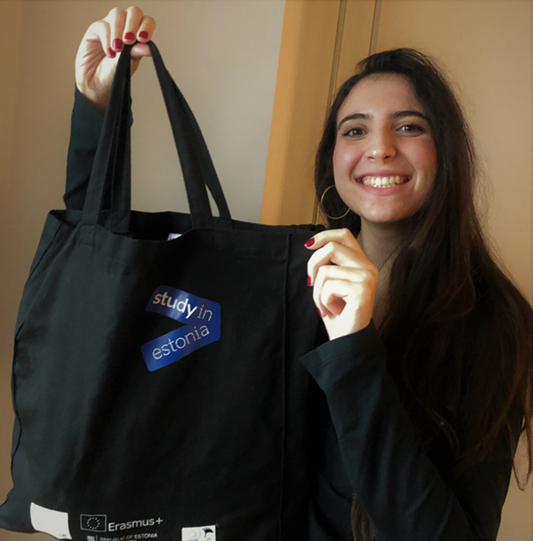 Dilara with welcome bag